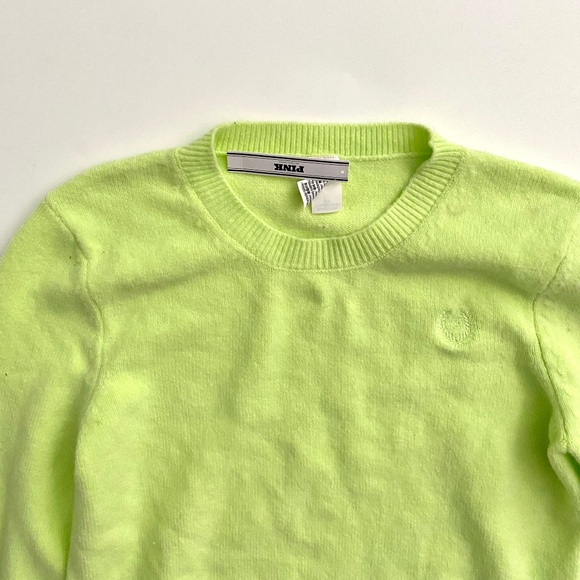 PINK Victoria's Secret Sweater Lime Green Knit Crewneck Logo Crest Nwt - Picture 2 of 3